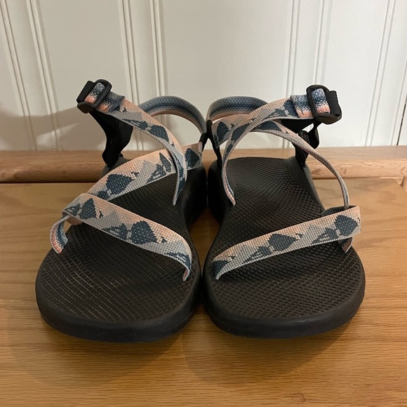 Chacos Women’s Water Sandals Size 12 Hiking National Park Yosemite Sunset - Picture 2 of 5